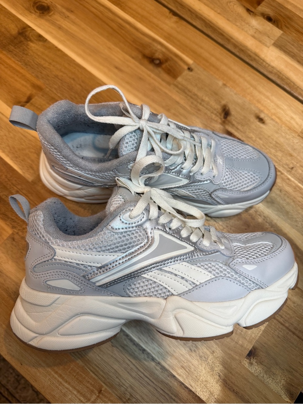 Reebok women’s y2k retro style running sneakers